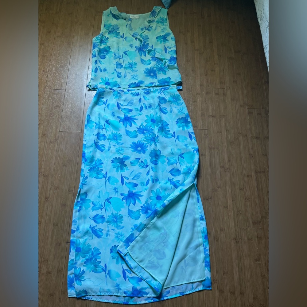 Floral Blue and White Two-Piece Dress